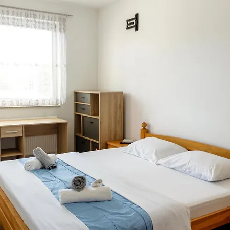 Apartman Rest 'N' Go Doboj Exterior foto